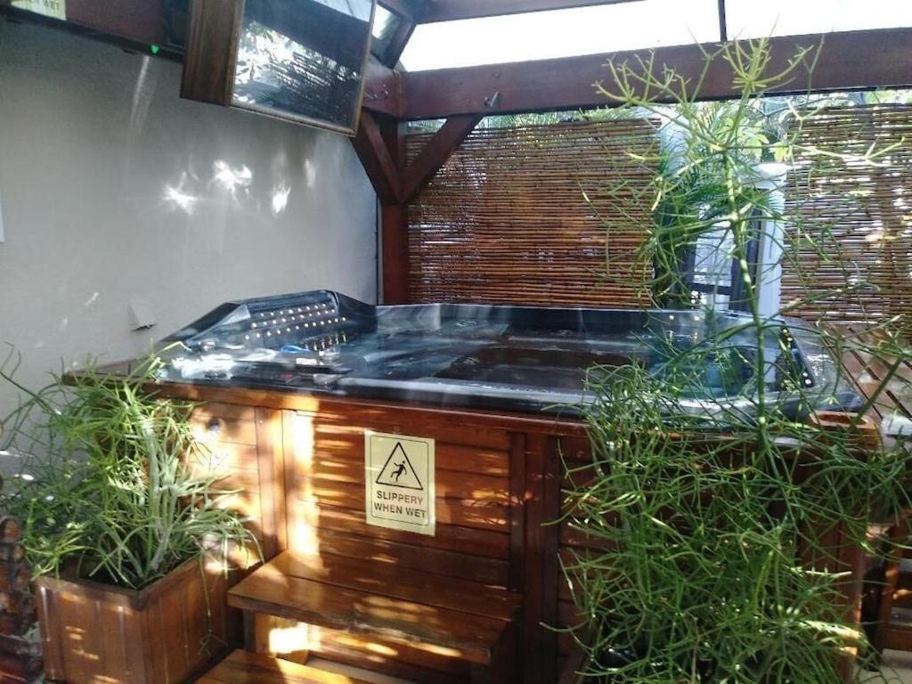 Tampa Bay Beautiful Apartment And Private Jacuzzi Kültér fotó